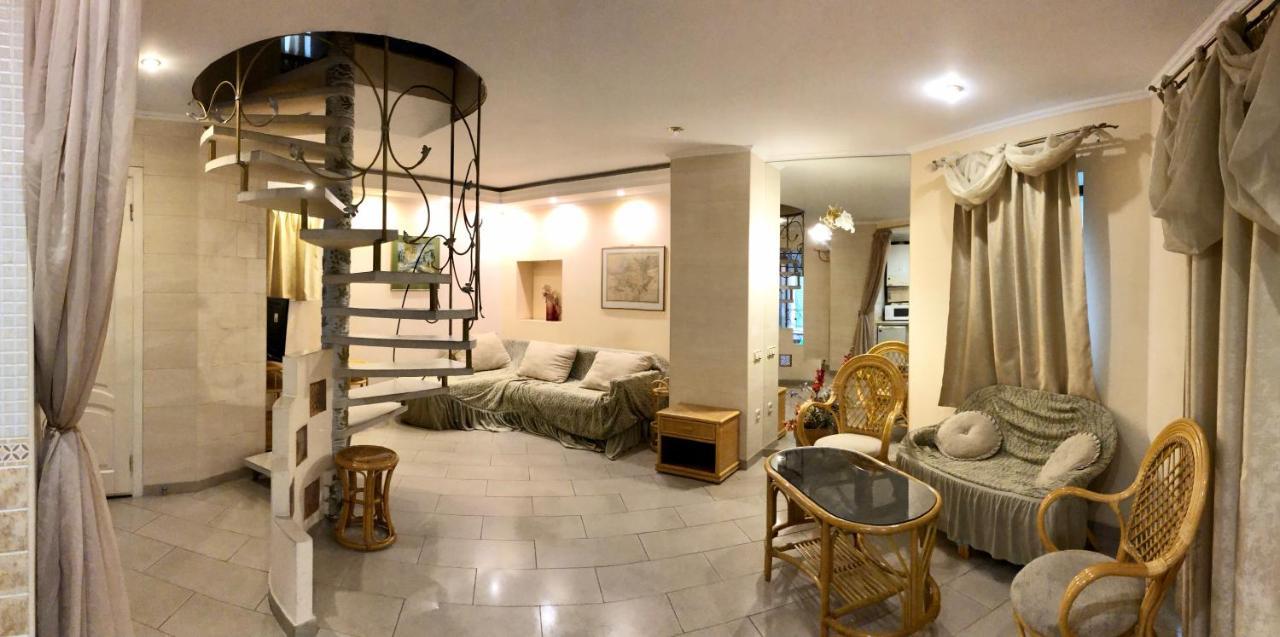 Odelana Apartments Odessa Esterno foto