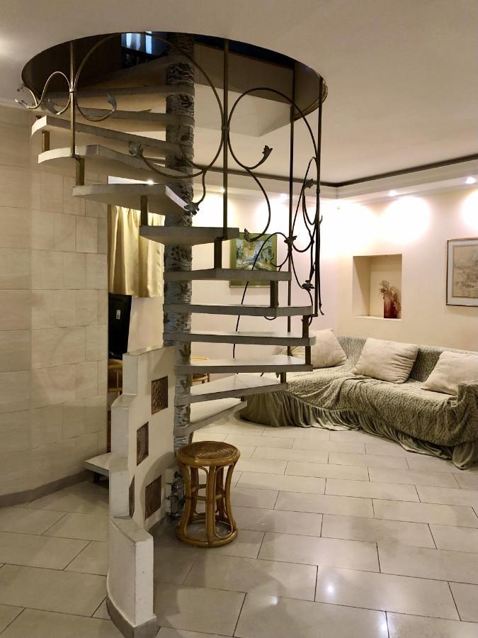 Odelana Apartments Odessa Esterno foto